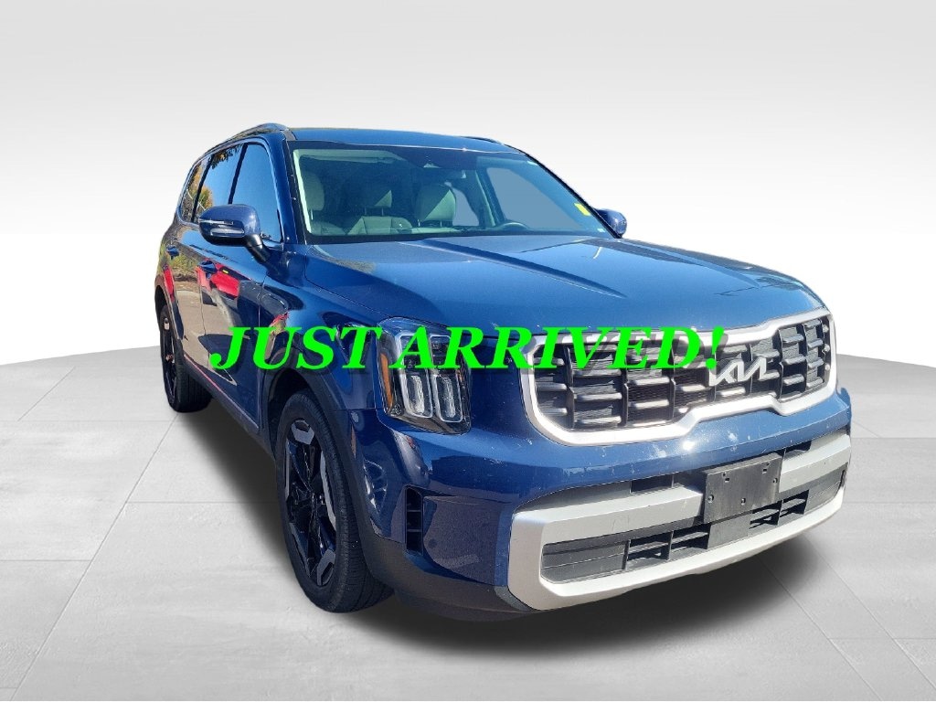 Used 2024 Kia Telluride S SUV
