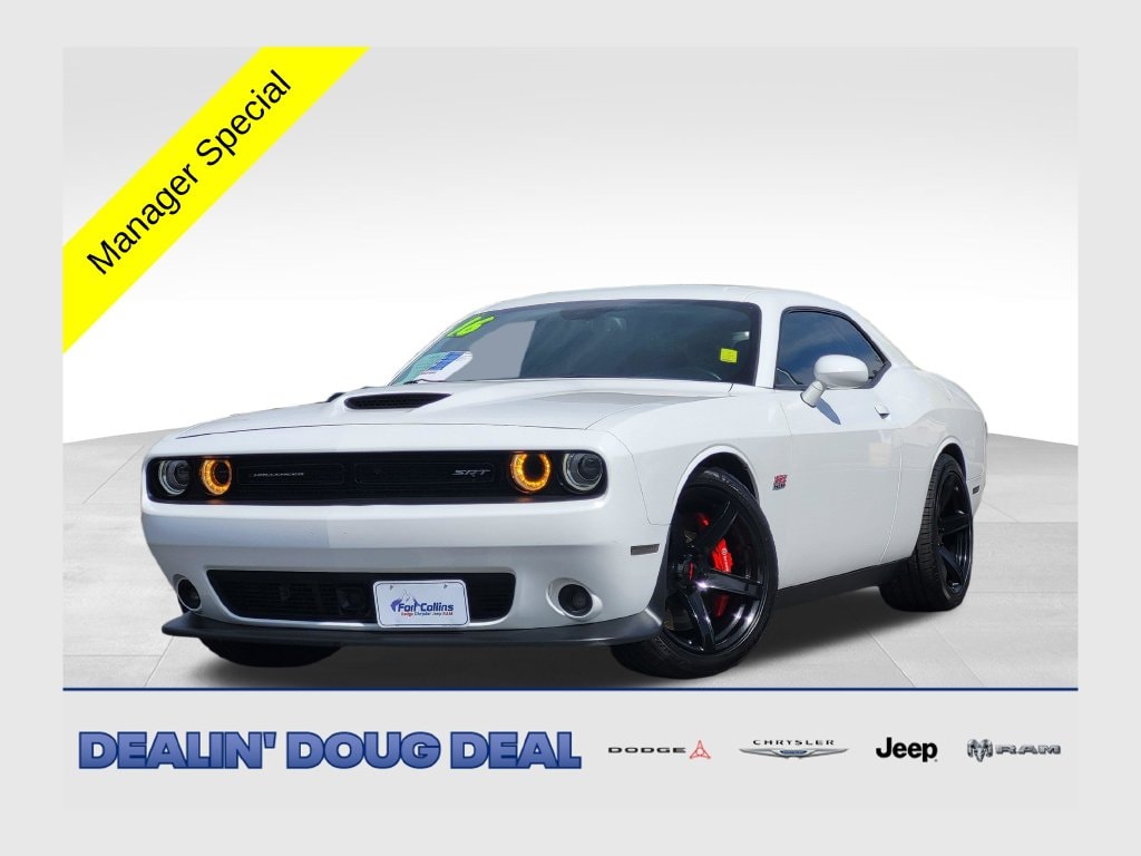 2016 Dodge Challenger SRT