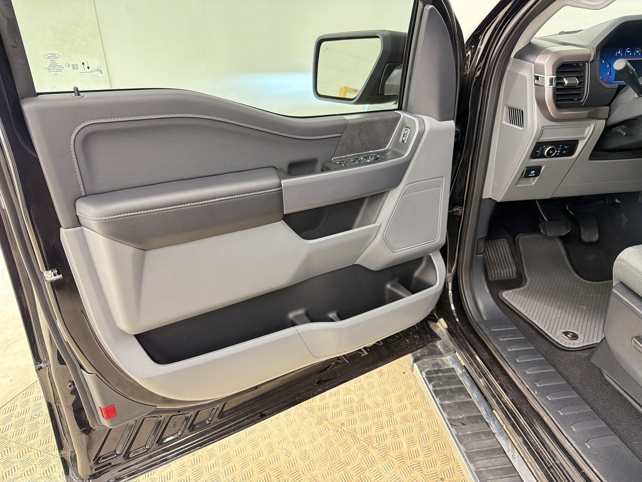 2026 Ford F-150 XLT - Photo 19