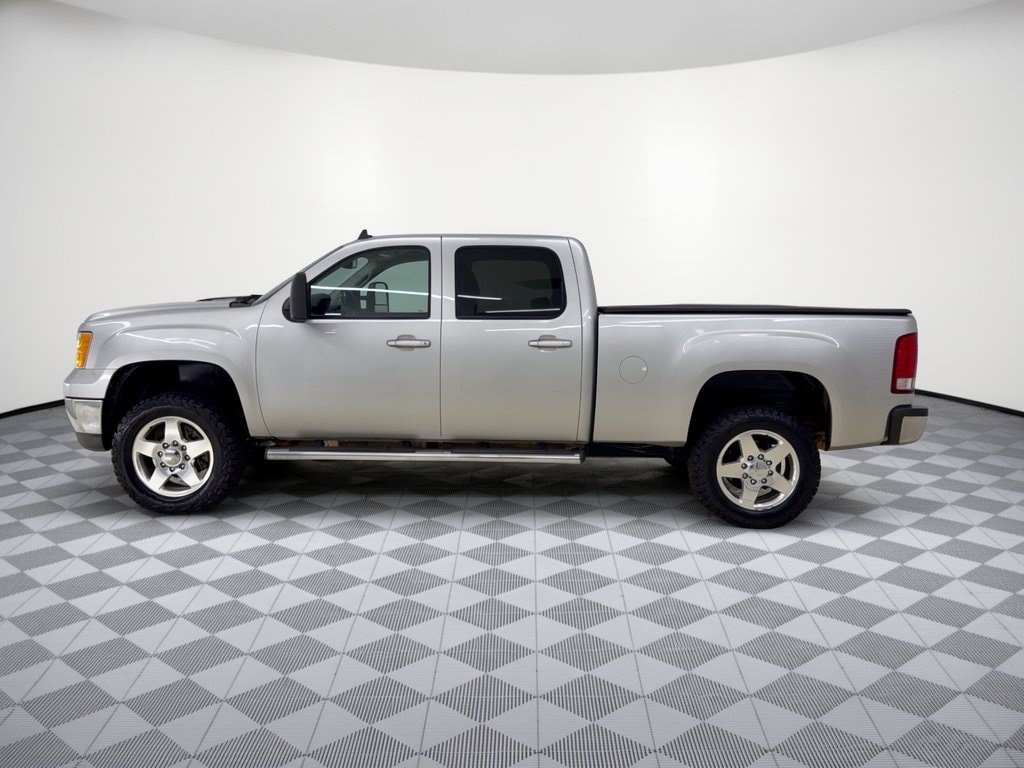 Used 2011 GMC Sierra 2500HD SLT with VIN 1GT121CG1BF103053 for sale in Fort Mill, SC