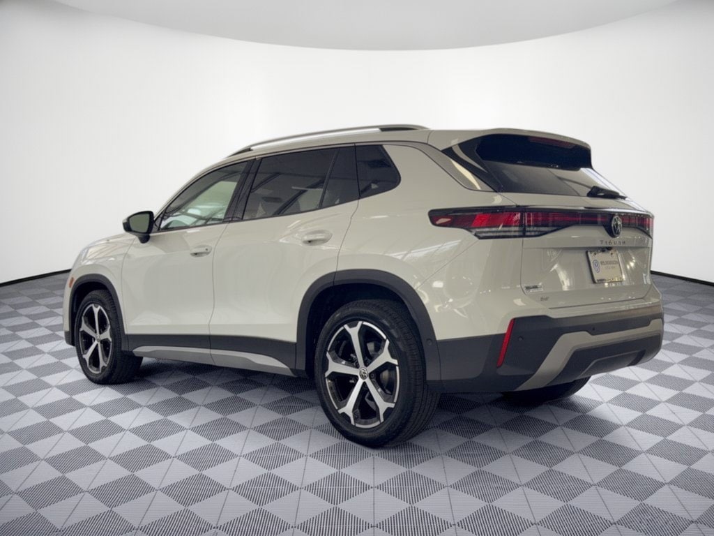New 2026 Volkswagen Tiguan SE SUV