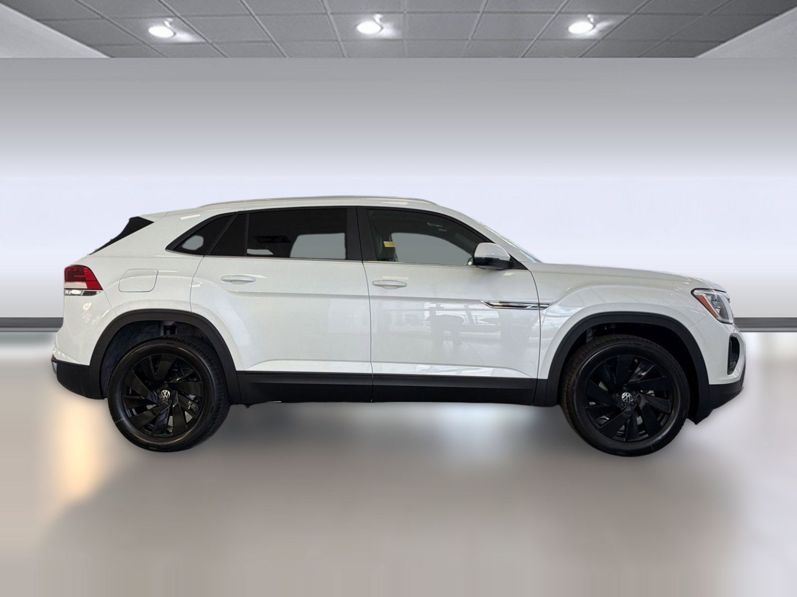 2026 Volkswagen Atlas Cross Sport SE w/Tech - Photo 8