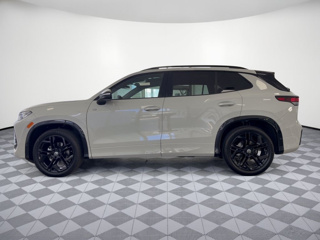 New 2026 Volkswagen Tiguan SE R-Line Black SUV