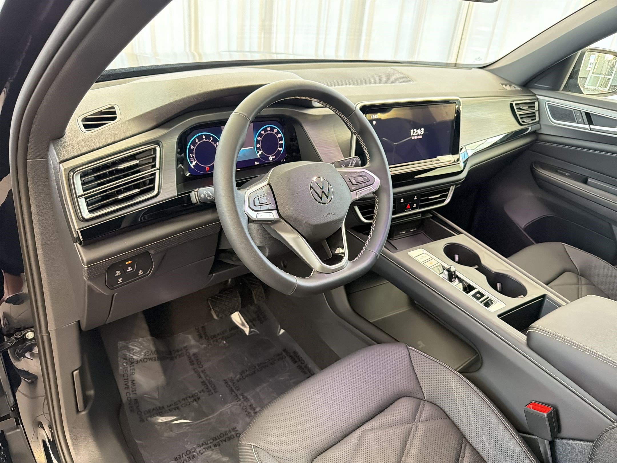 2026 Volkswagen Atlas Cross Sport SE - Photo 4
