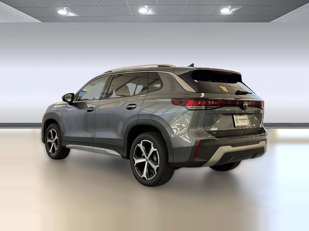 New 2026 Volkswagen Tiguan SE SUV