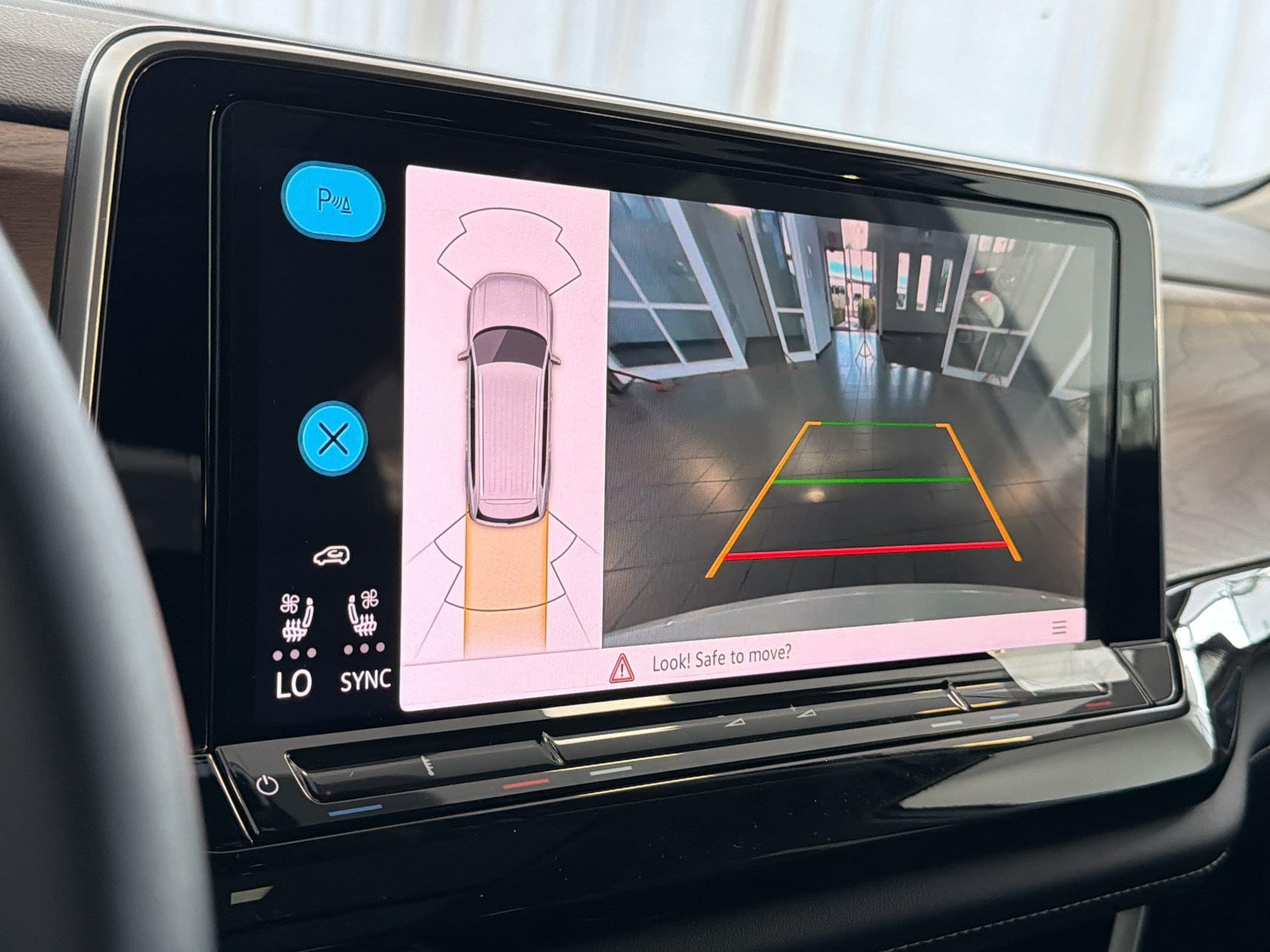 2026 Volkswagen Atlas SE w/Tech - Photo 25
