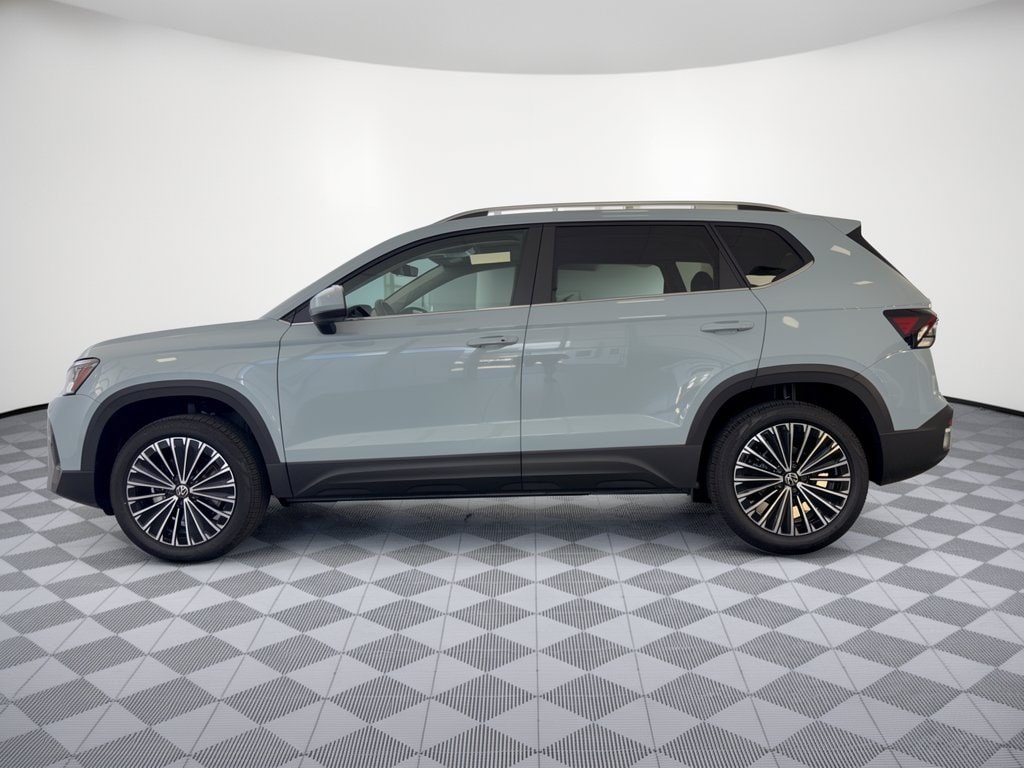 New 2027 Volkswagen Taos 1.5T SE SUV