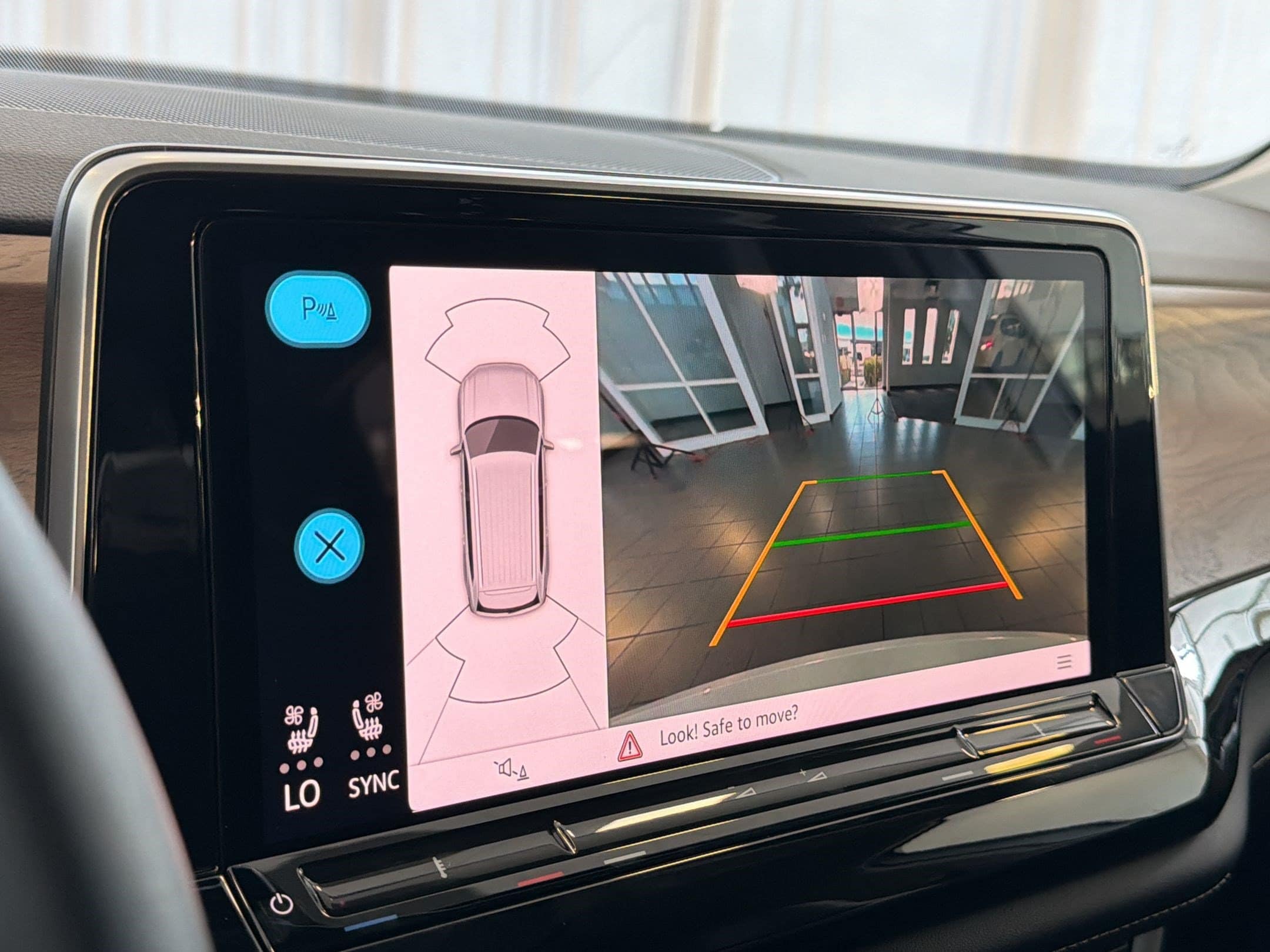 2026 Volkswagen Atlas SE w/Tech - Photo 25