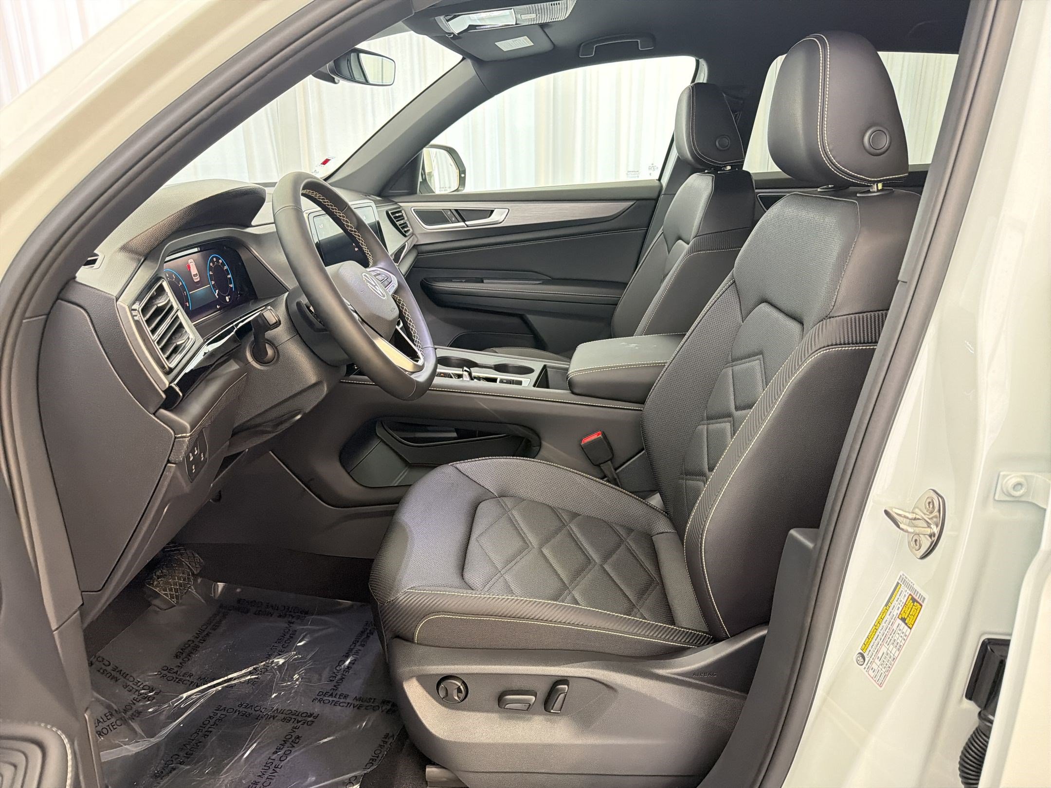 2026 Volkswagen Atlas Cross Sport SE - Photo 5