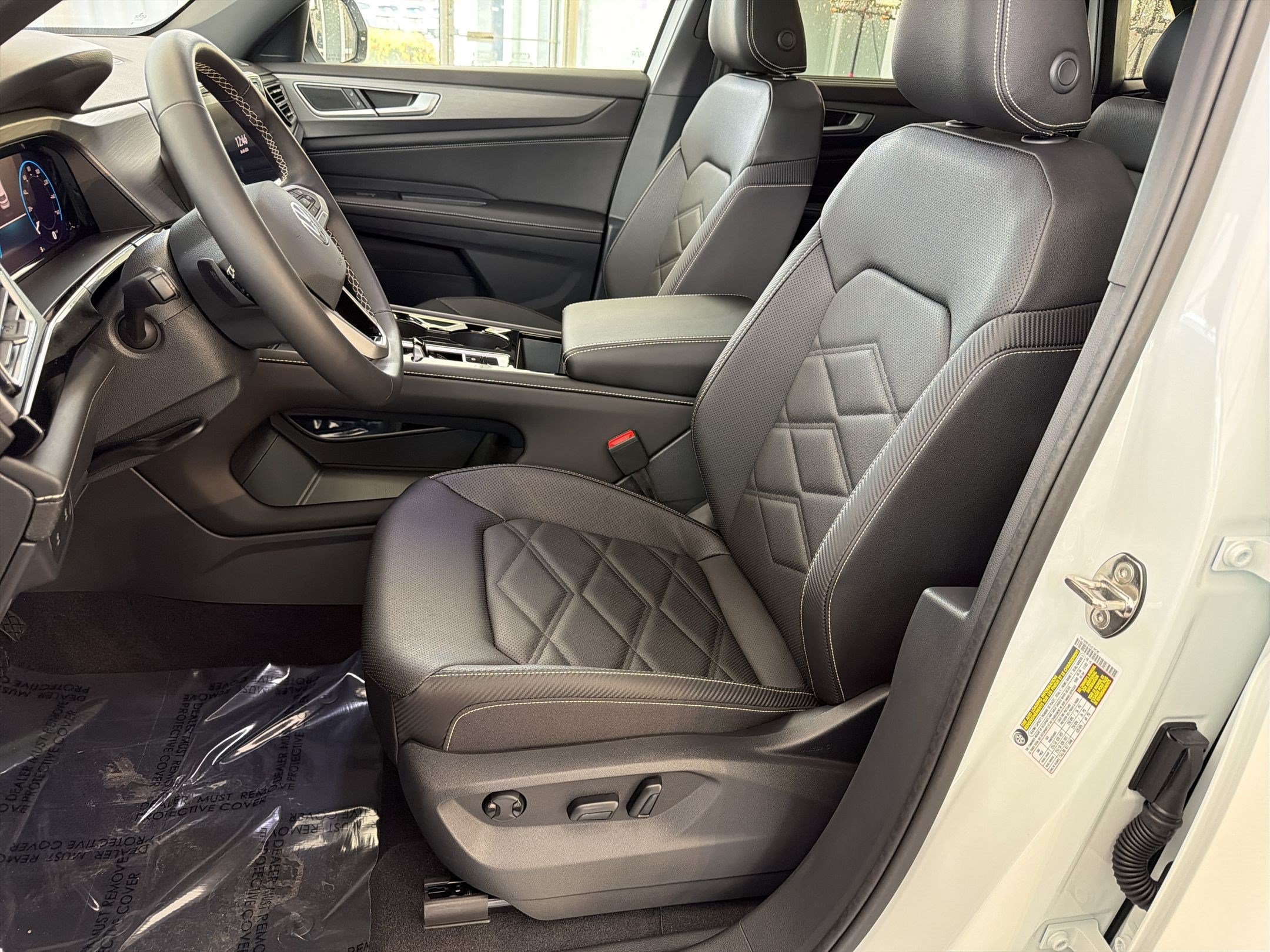 2026 Volkswagen Atlas Cross Sport SE w/Tech - Photo 5