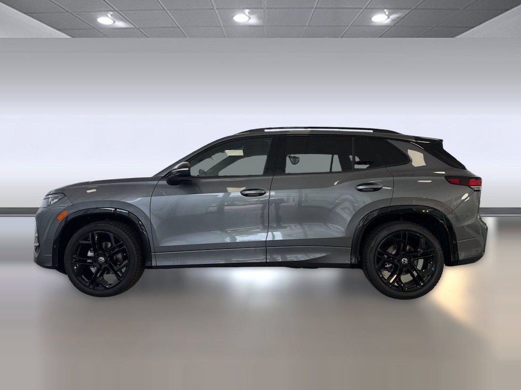 New 2026 Volkswagen Tiguan SE R-Line Black SUV