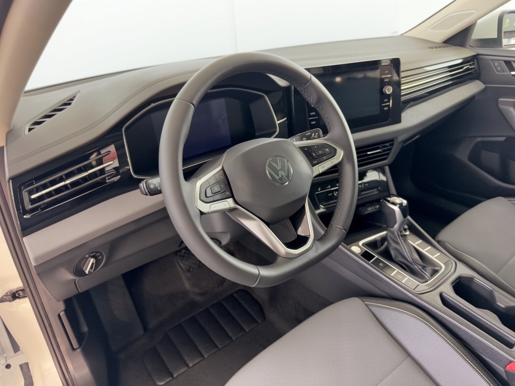 New 2027 Volkswagen Jetta 1.5T SE Sedan
