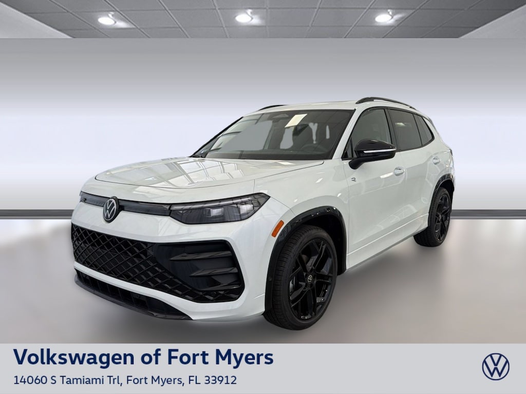 New 2026 Volkswagen Tiguan SE R-Line Black SUV