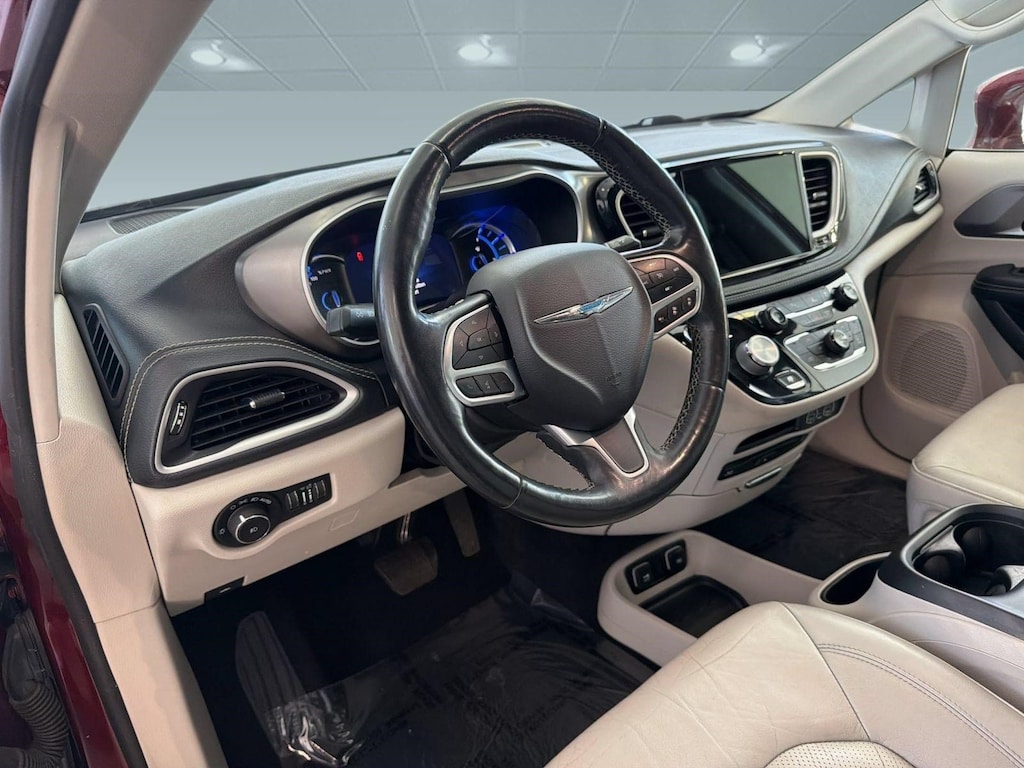 Used 2021 Chrysler Pacifica Hybrid Touring L Hybrid Touring L FWD