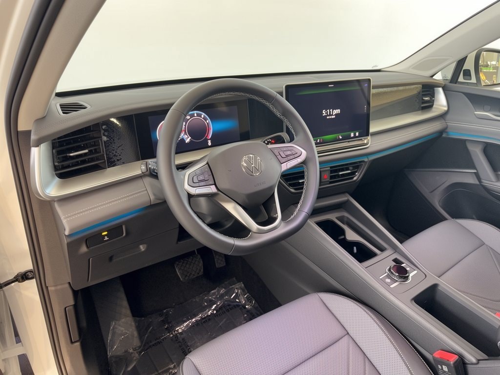 New 2026 Volkswagen Tiguan SE SUV