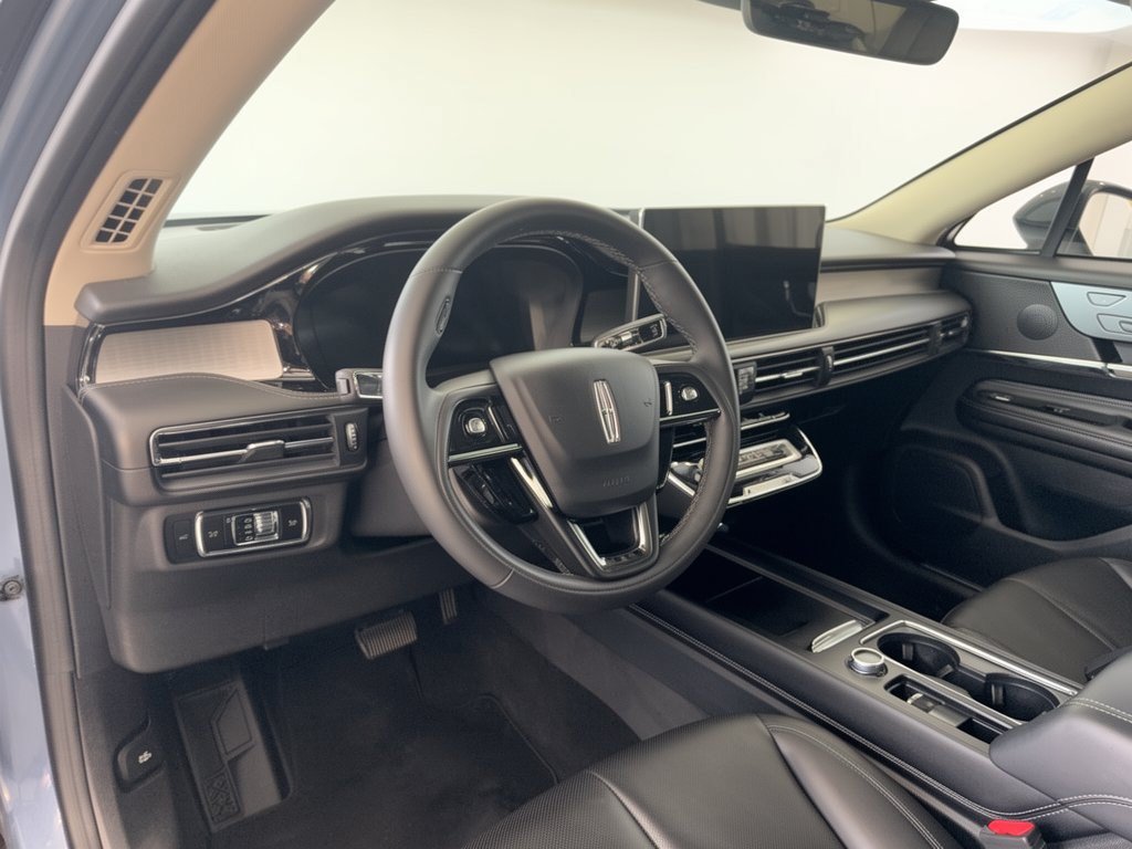Used 2024 Lincoln Corsair Premiere Premiere FWD