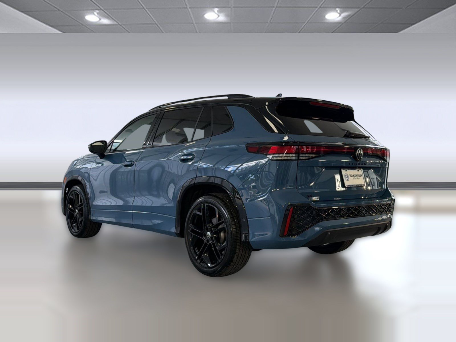 New 2026 Volkswagen Tiguan SE R-Line Black SUV