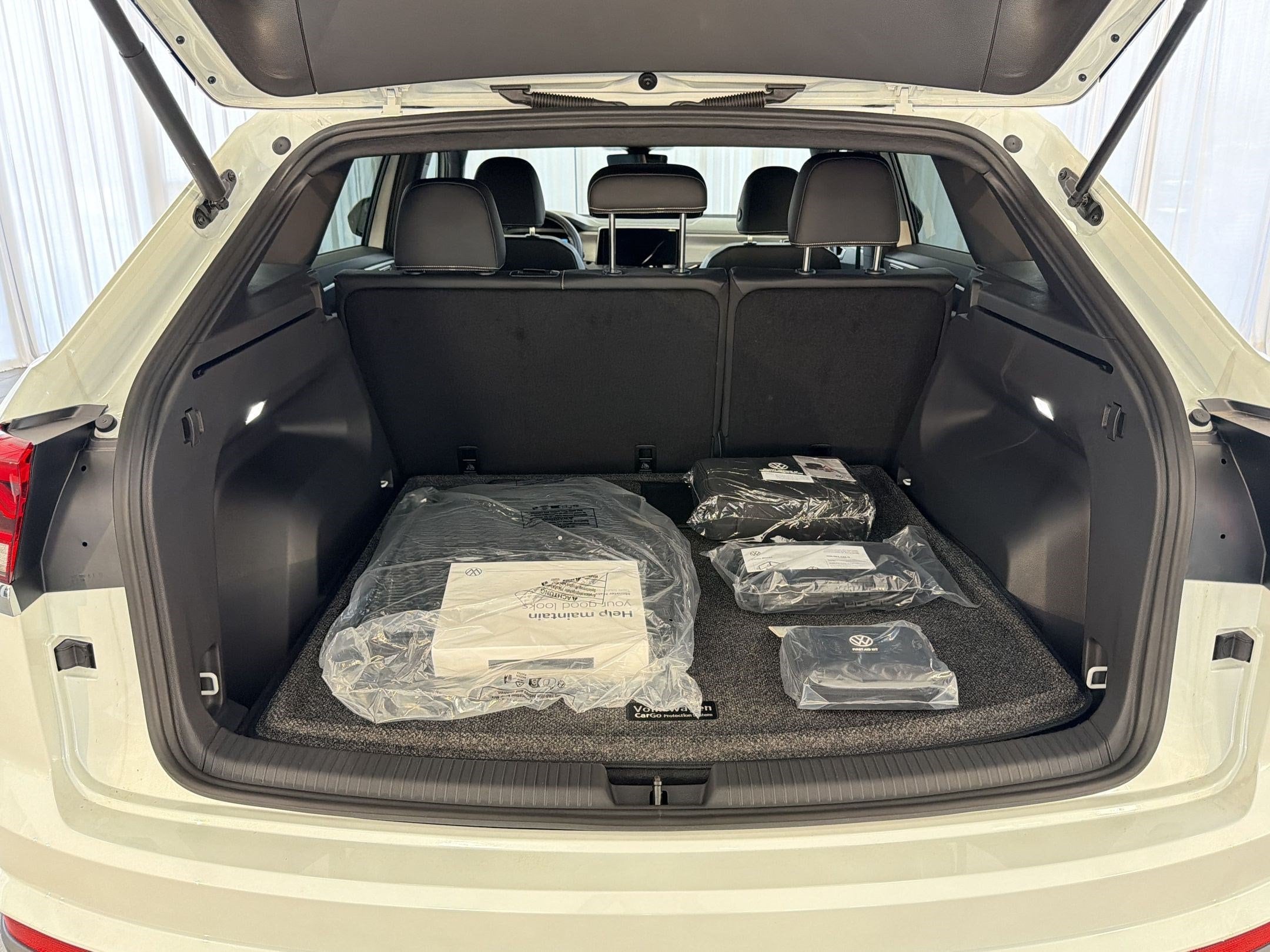 2026 Volkswagen Atlas Cross Sport SE - Photo 30