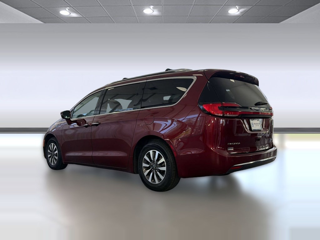 Used 2021 Chrysler Pacifica Hybrid Touring L Hybrid Touring L FWD