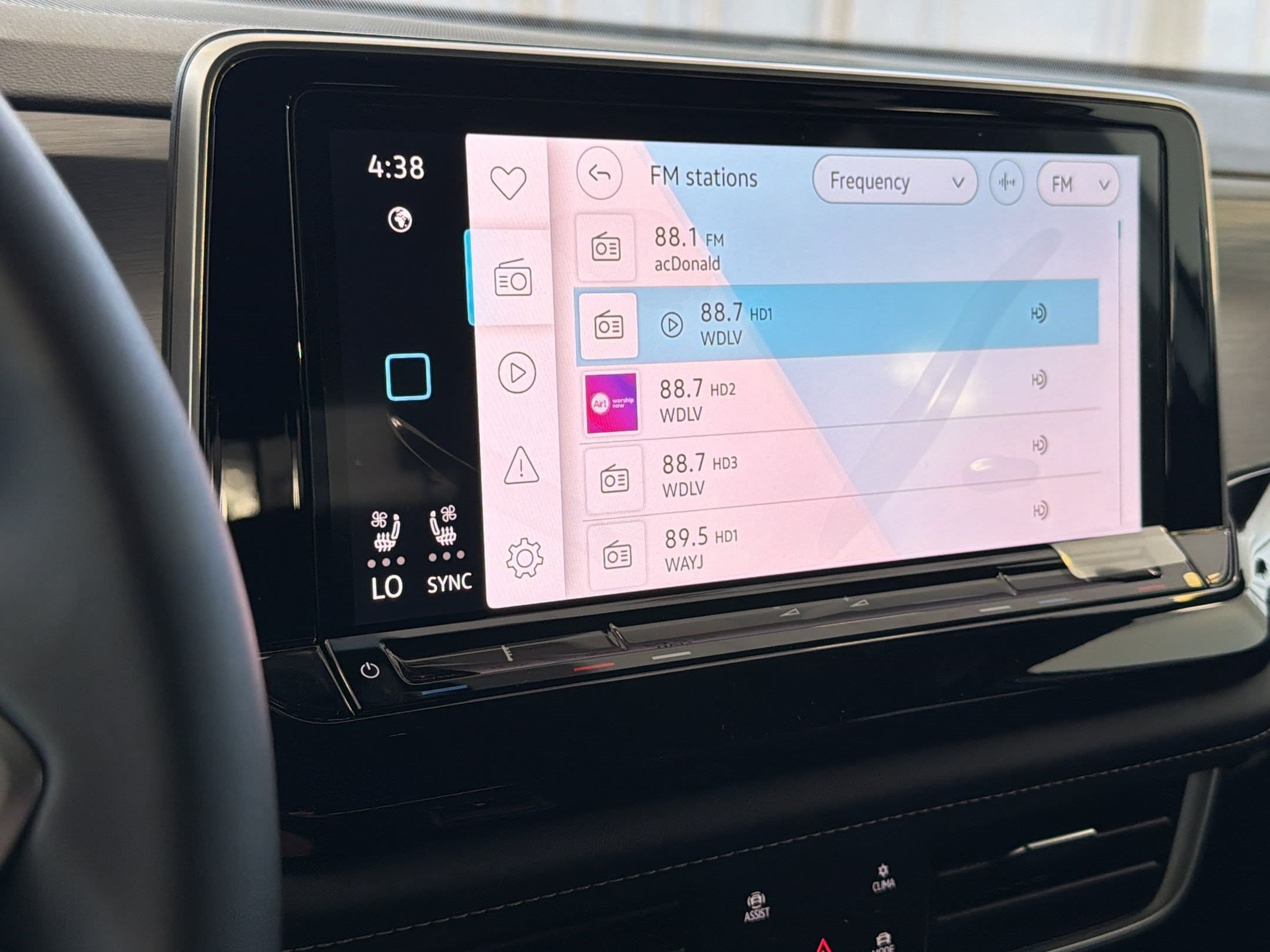2026 Volkswagen Atlas Cross Sport SE - Photo 20