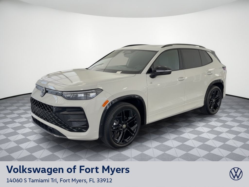 New 2026 Volkswagen Tiguan SE R-Line Black SUV