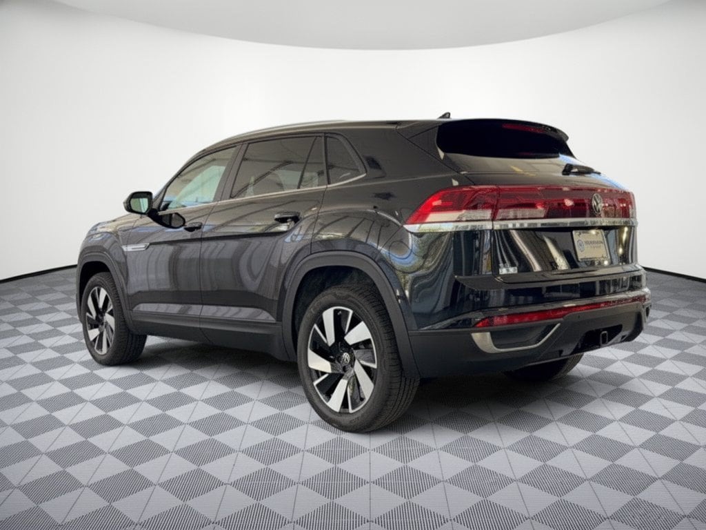 New 2026 Volkswagen Atlas Cross Sport SE w/Technology SUV