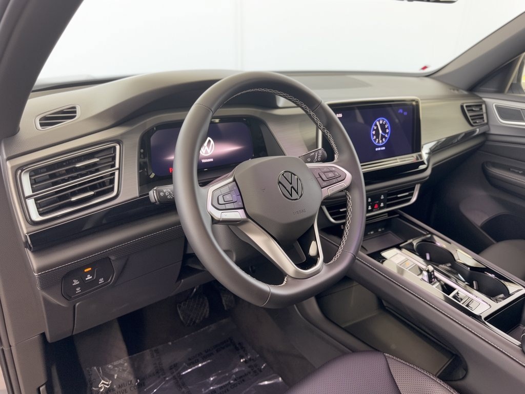 New 2026 Volkswagen Atlas Cross Sport SE w/Technology SUV