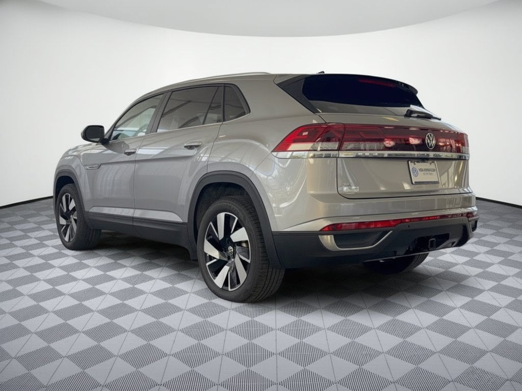New 2026 Volkswagen Atlas Cross Sport SE w/Technology SUV
