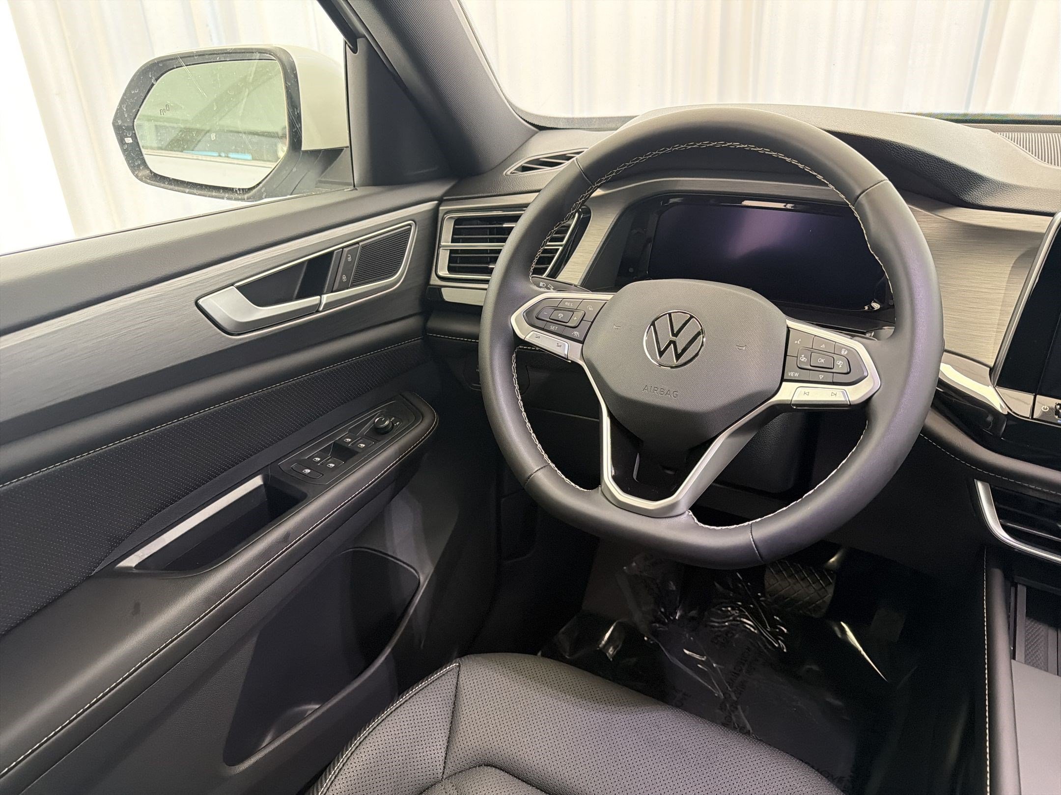 2026 Volkswagen Atlas Cross Sport SE - Photo 25