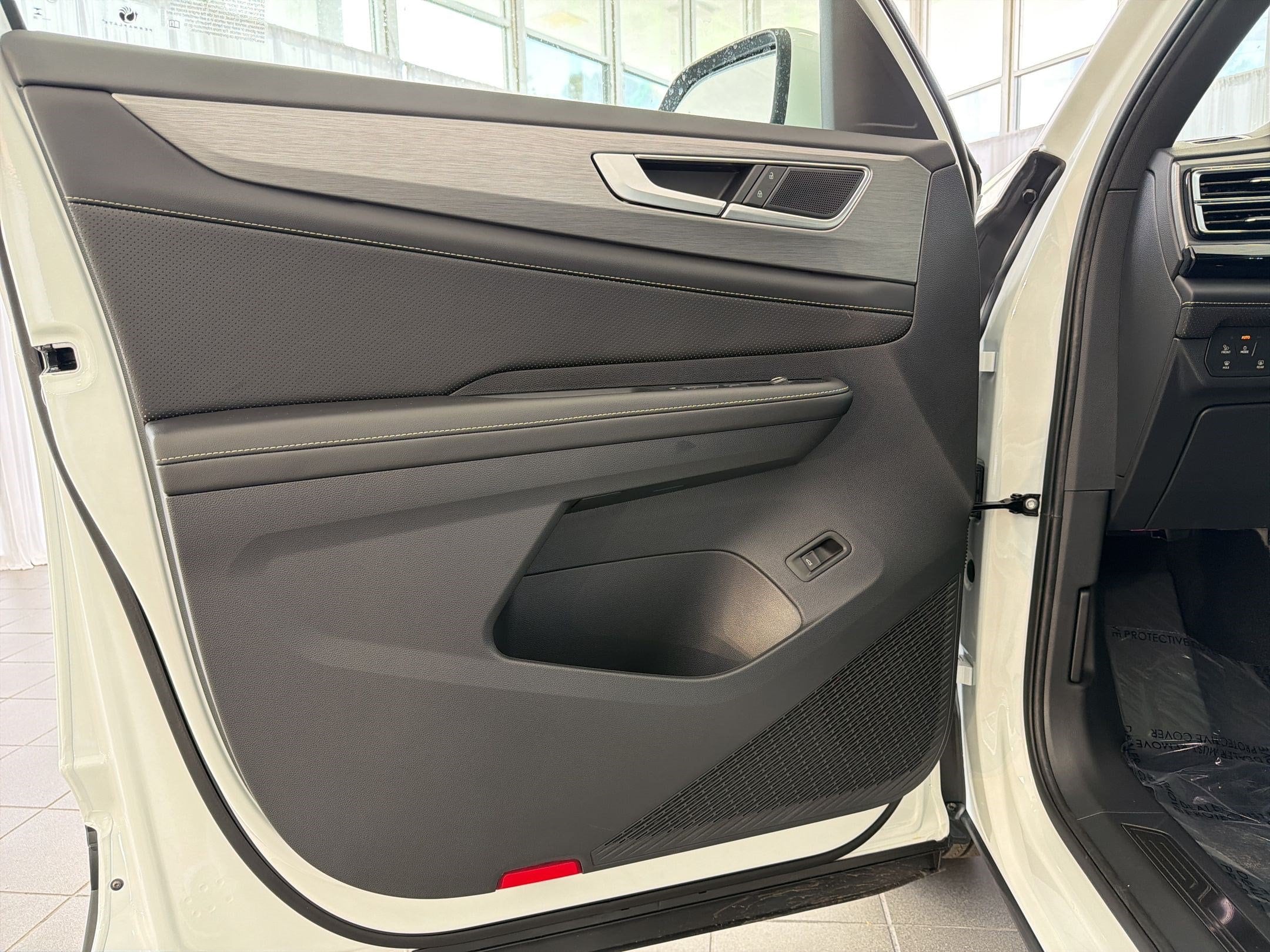 2026 Volkswagen Atlas Cross Sport SE w/Tech - Photo 21