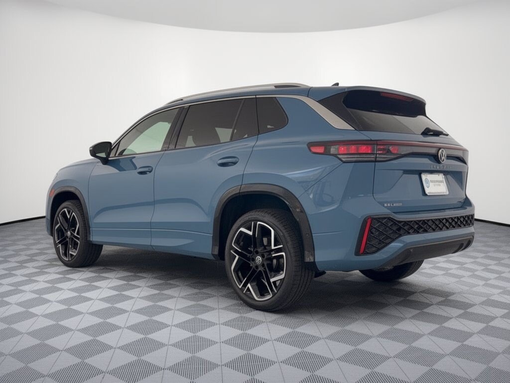 New 2026 Volkswagen Tiguan SEL R-Line Turbo SUV