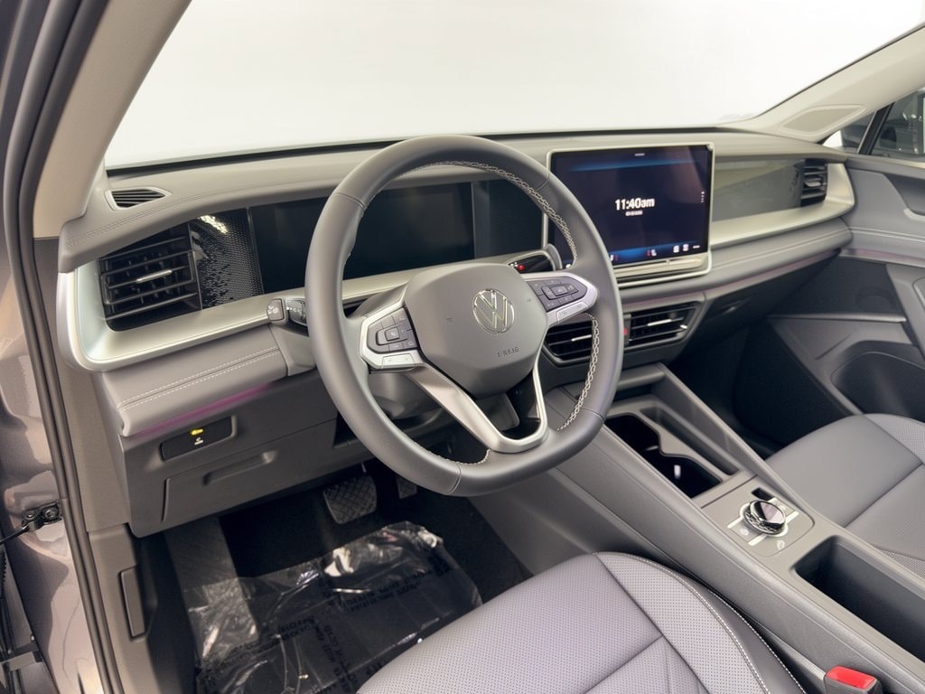 New 2026 Volkswagen Tiguan SE SUV