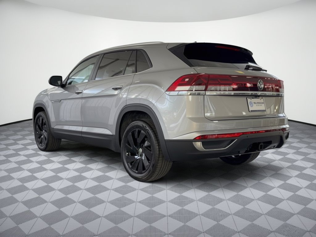 New 2026 Volkswagen Atlas Cross Sport SE w/Technology SUV