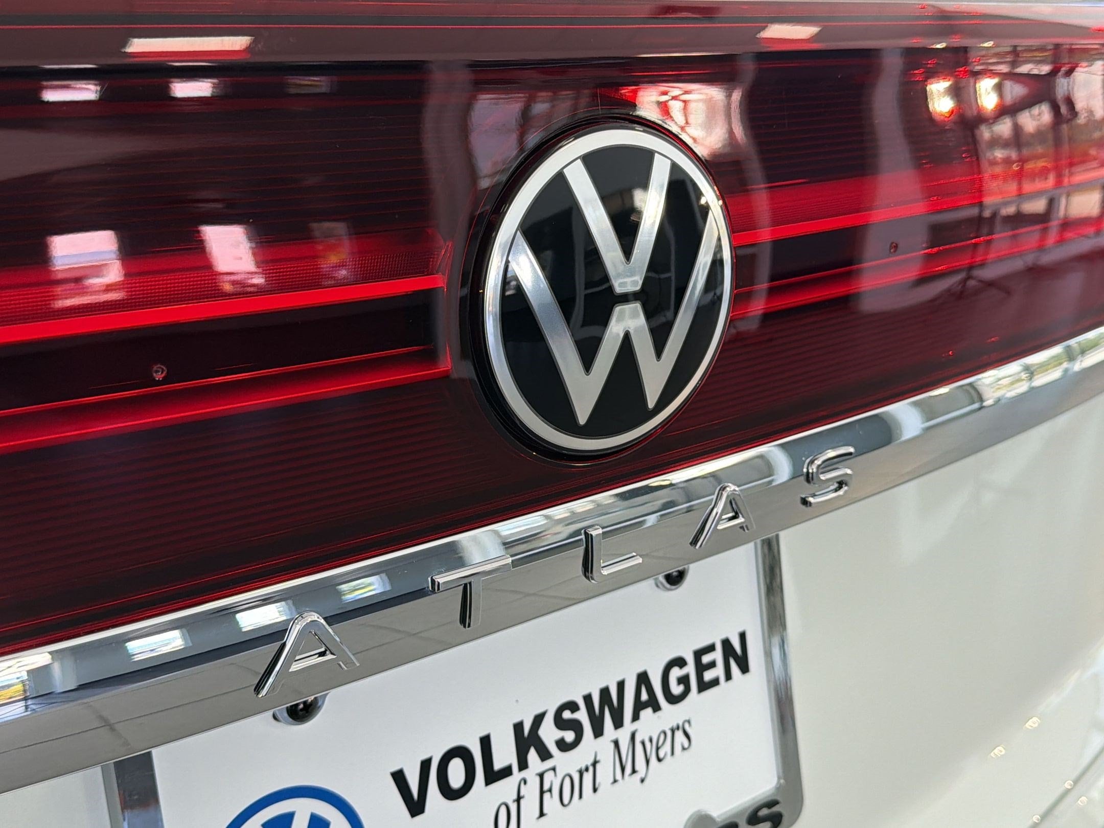 2026 Volkswagen Atlas Cross Sport SE w/Tech - Photo 35
