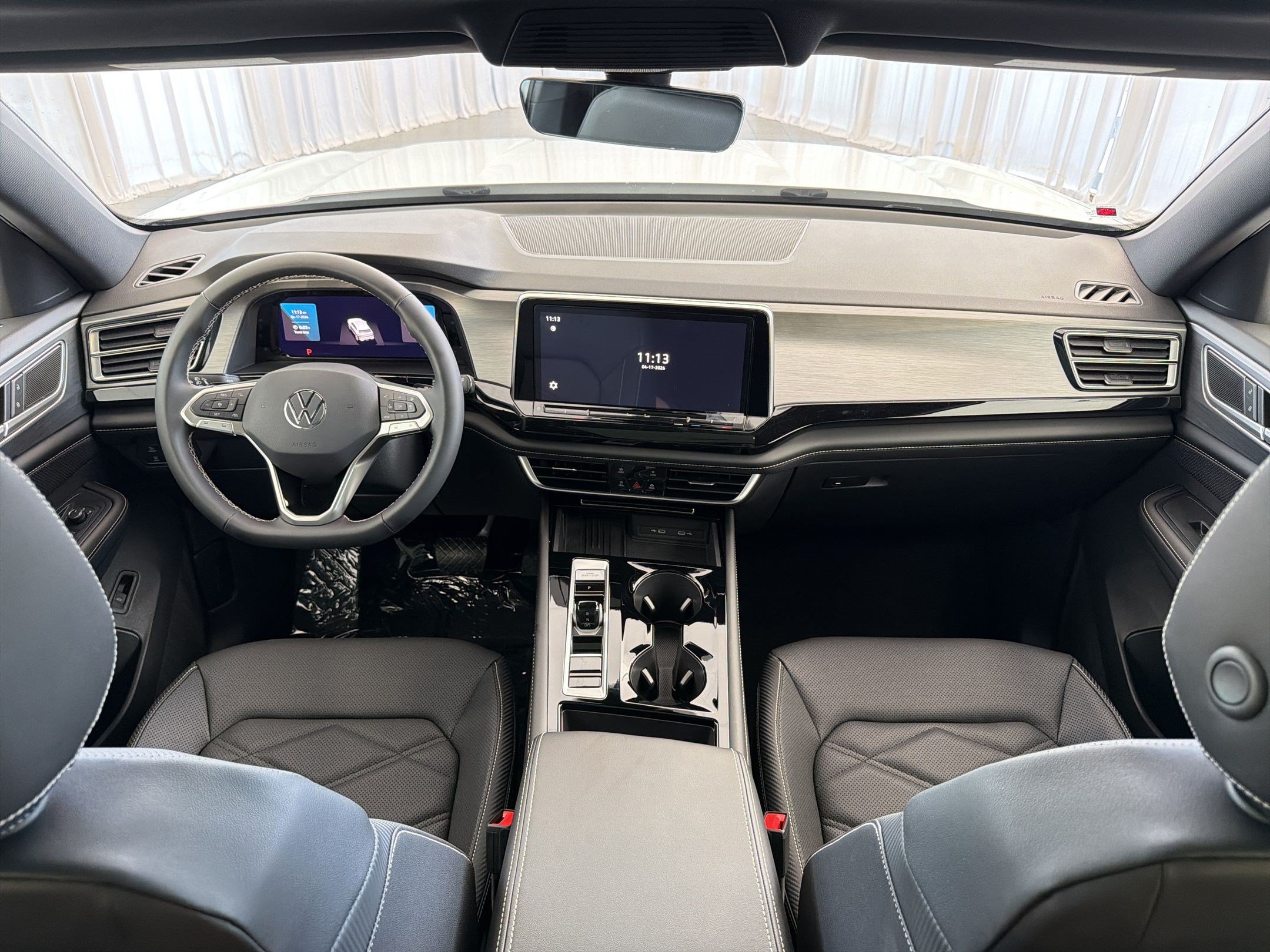 2026 Volkswagen Atlas Cross Sport SE w/Tech - Photo 17