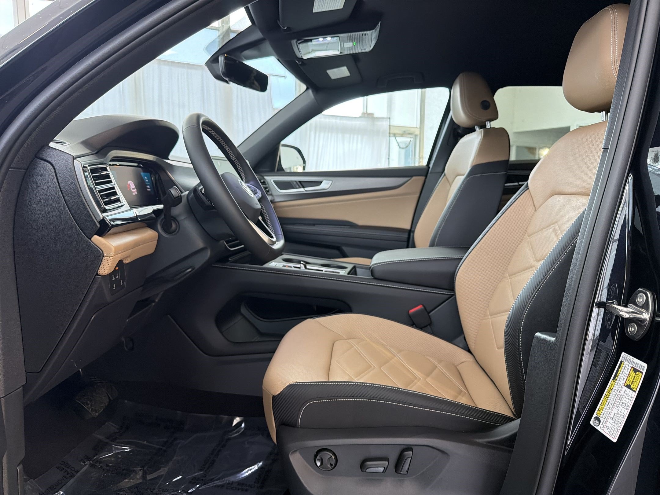 2026 Volkswagen Atlas Cross Sport SE - Photo 5