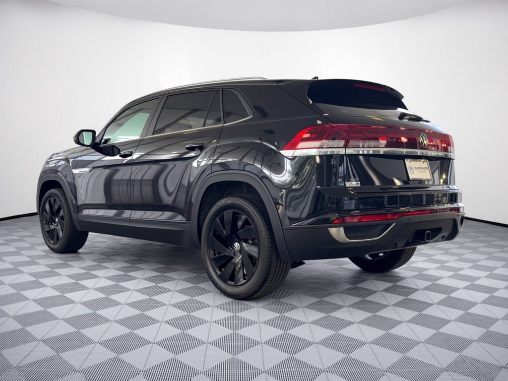 New 2026 Volkswagen Atlas Cross Sport SE w/Technology SUV