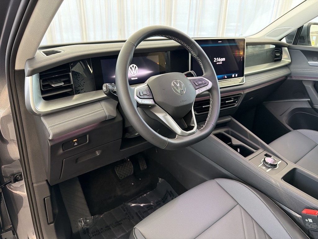 New 2026 Volkswagen Tiguan SE SUV