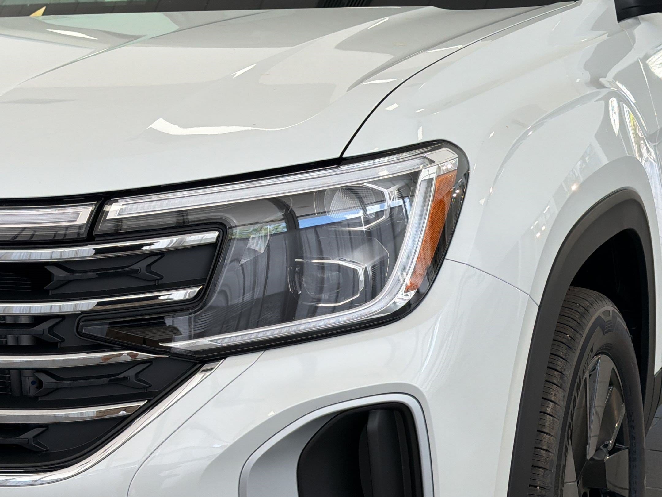 2026 Volkswagen Atlas SE w/Tech - Photo 11