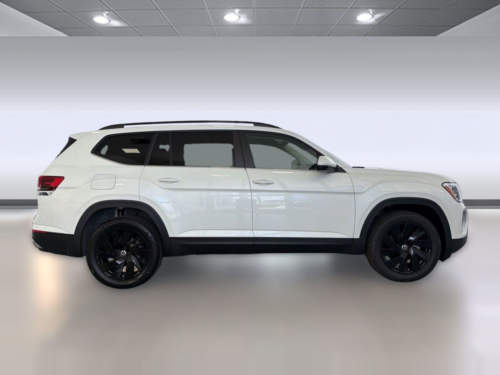 2026 Volkswagen Atlas SE w/Tech - Photo 8