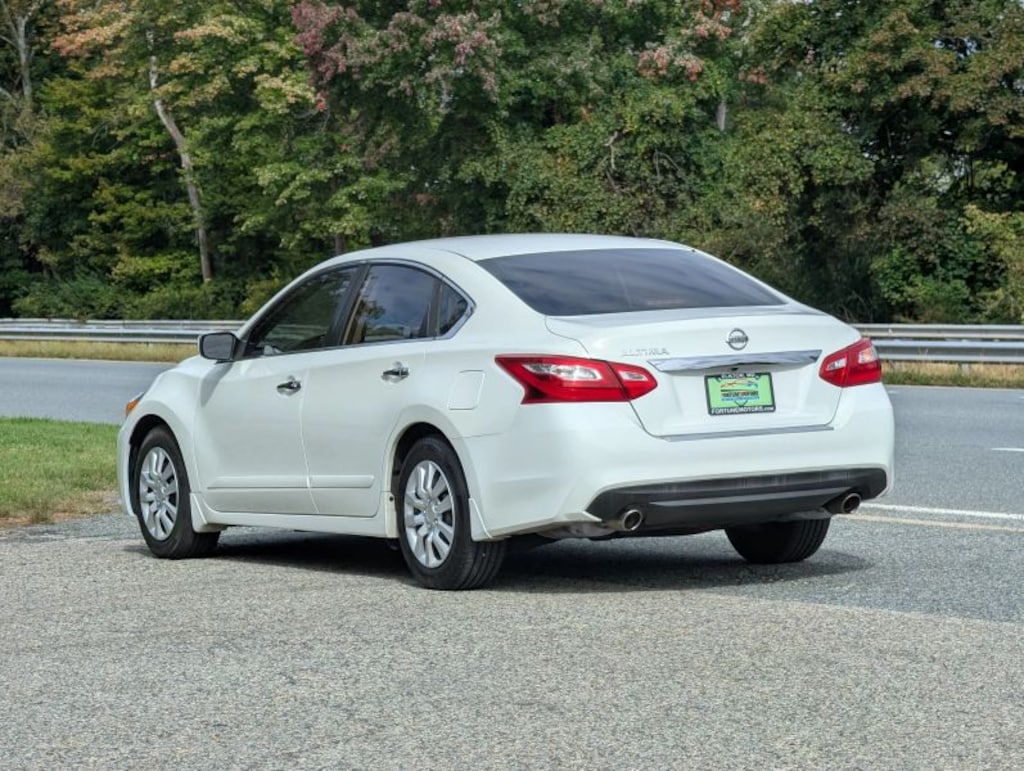 Used 2017 Nissan Altima 2.5 S Sedan 4D Sedan