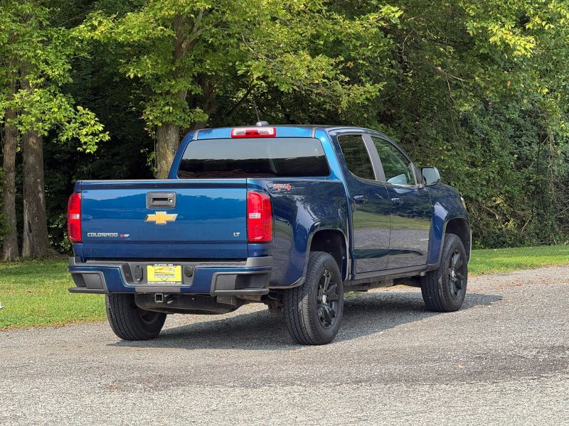 2019 Chevrolet Colorado LT - Photo 6