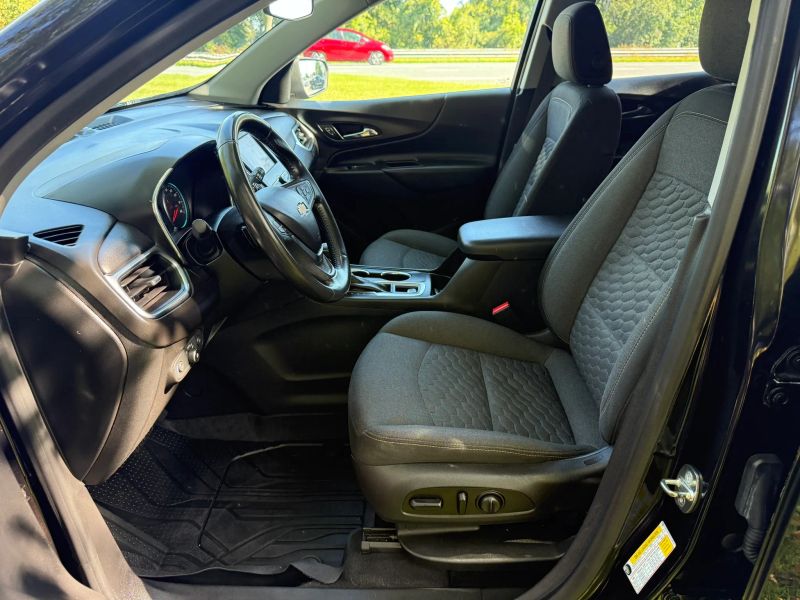 2020 Chevrolet Equinox LT - Photo 10