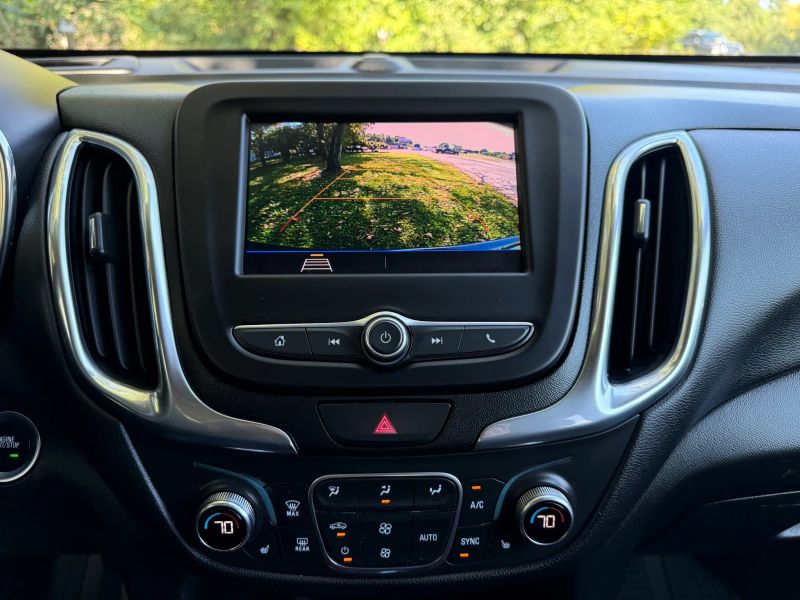 2020 Chevrolet Equinox LT - Photo 16