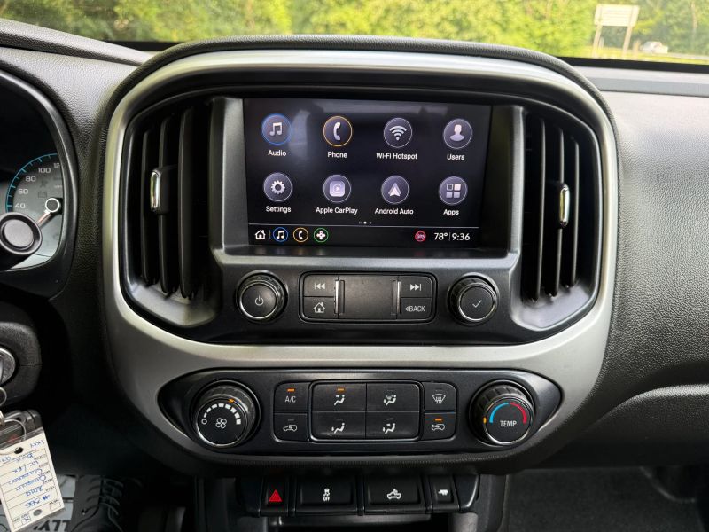 2019 Chevrolet Colorado LT - Photo 14