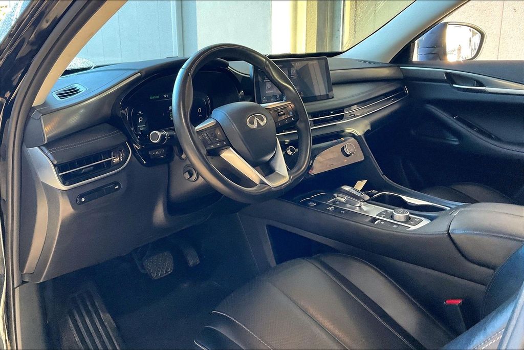 Used 2024 INFINITI QX60 LUXE SUV