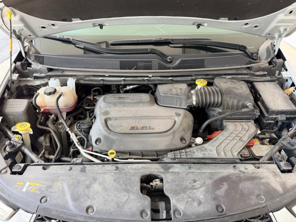 Used 2024 Chrysler Pacifica Touring L Van Passenger Van