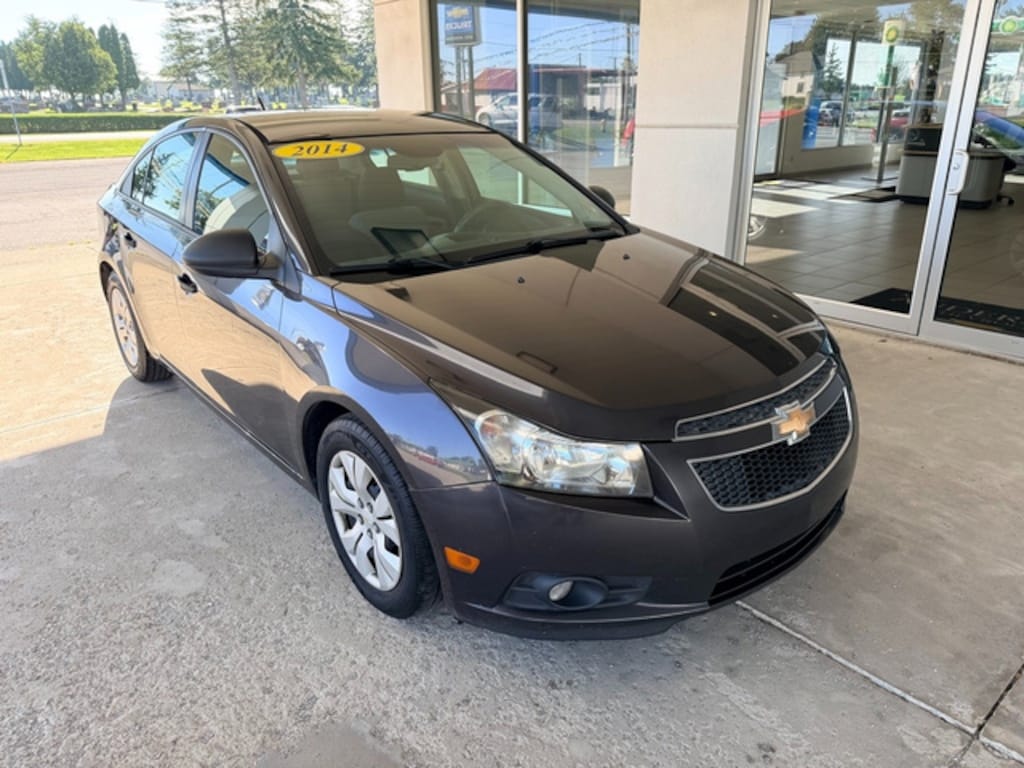 Used 2014 Chevrolet Cruze LS Sedan