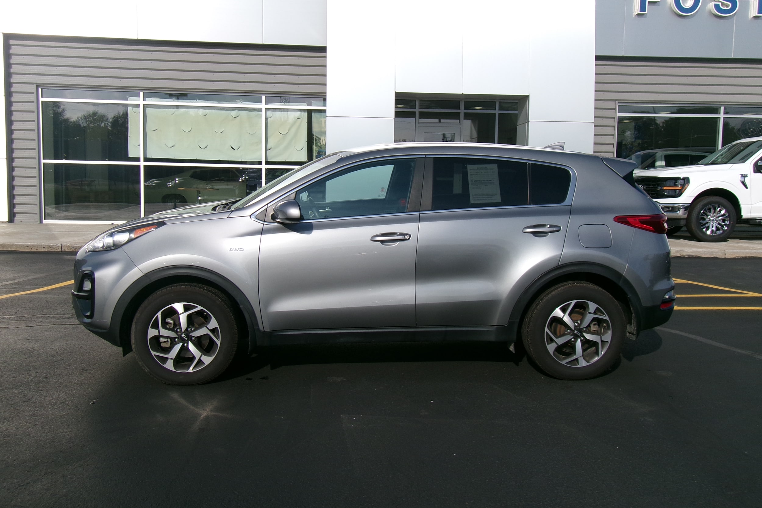 Used 2020 Kia Sportage LX with VIN KNDPMCAC0L7751396 for sale in Kansas City