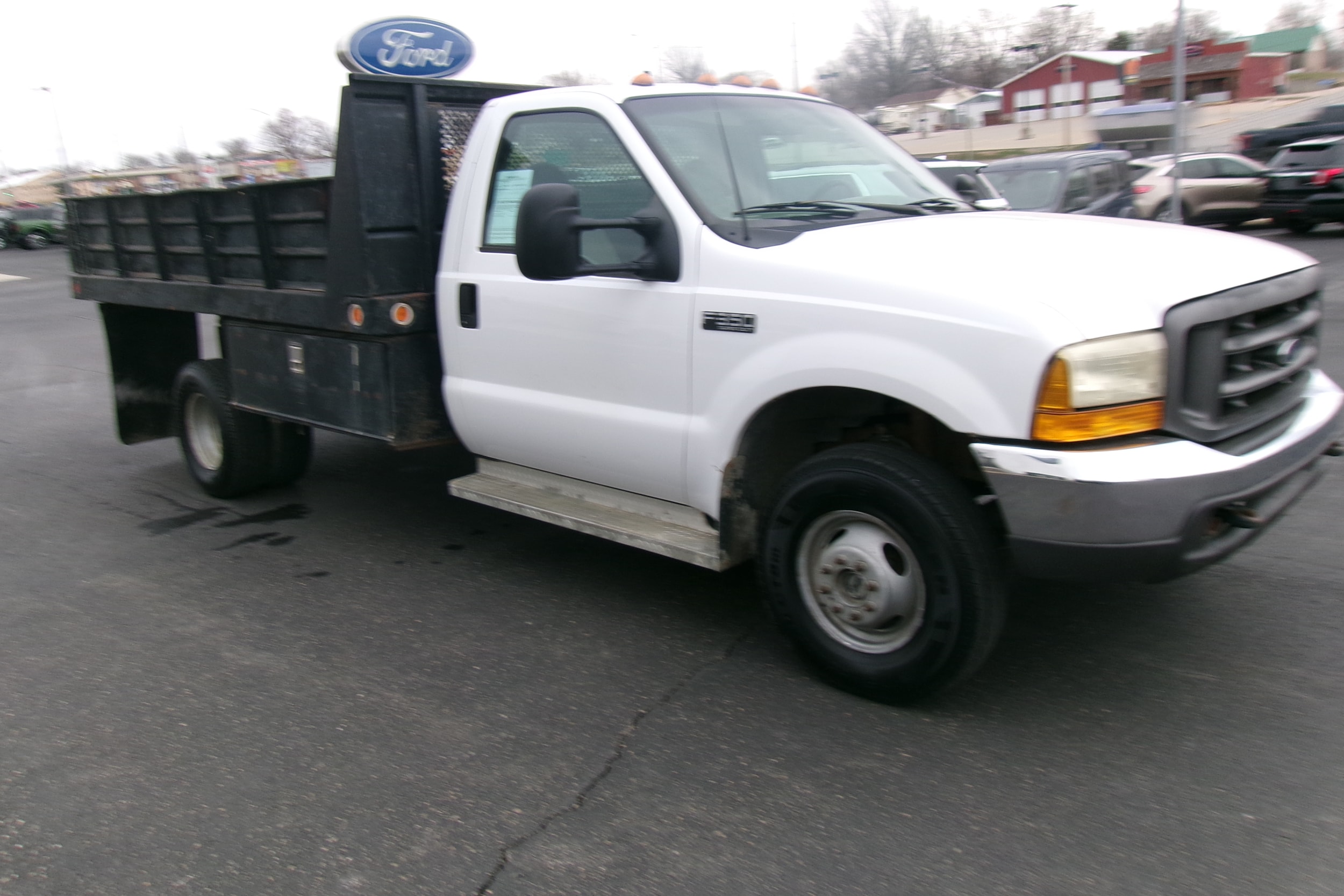 1999 Ford F-350 - Photo 6